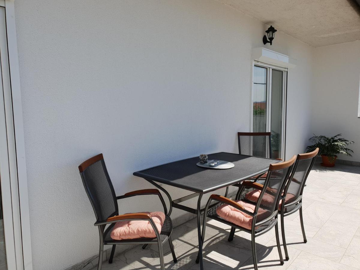 Apartment Marina 센 외부 사진